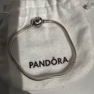Pandora Moments Heart Clasp Snake Chain Bracelet 7.9 in
